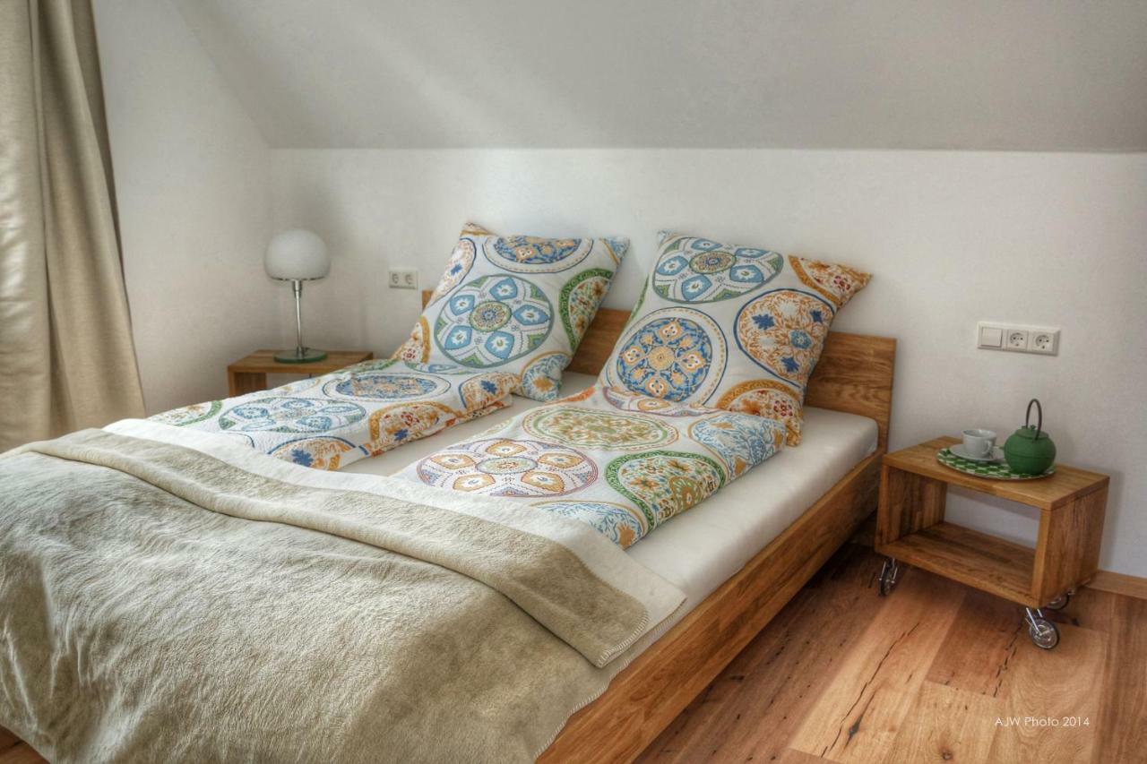 Apartment Am Schlosshof Besigheim Chambre photo